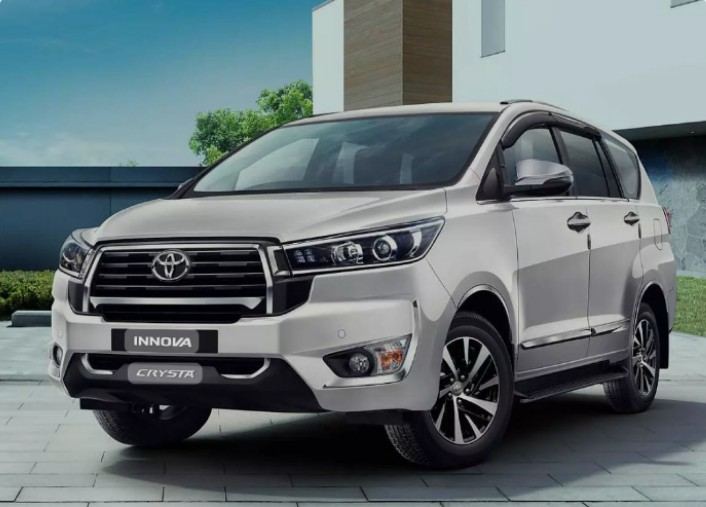 Toyota Innova Crysta taxi in Somnath Diu Dwarka